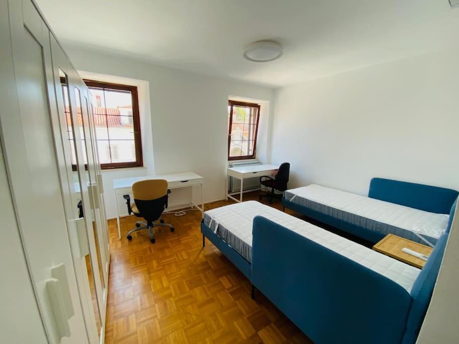 P47 Apartment
